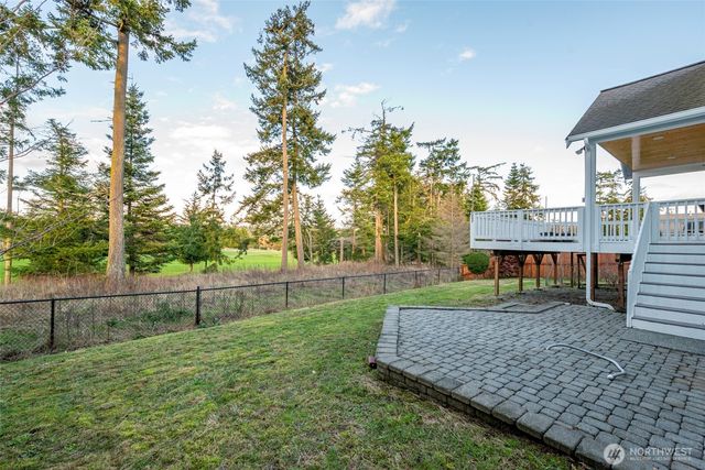 3008 SW Fairway Point Drive, Oak Harbor, WA 98277