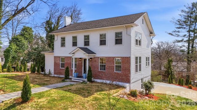 1407 Mimosa Lane, Lenoir, NC 28645