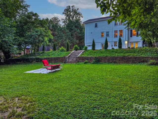 1407 Mimosa Lane, Lenoir, NC 28645