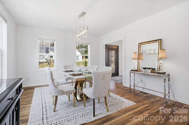 1407 Mimosa Lane, Lenoir, NC 28645