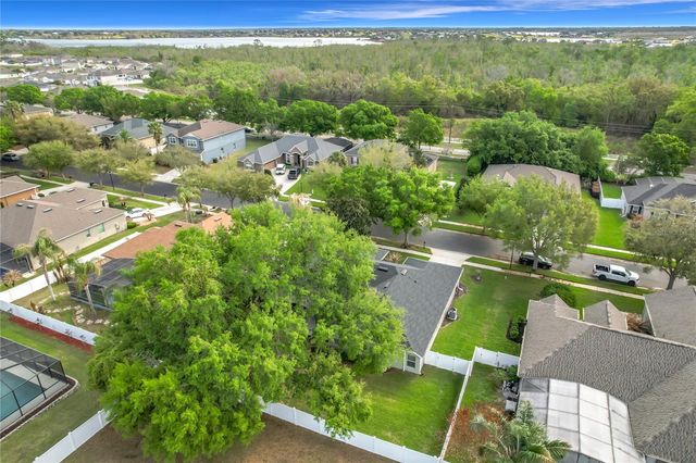 277 MAGNETA LOOP, Auburndale, FL 33823