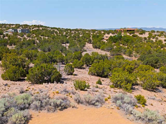 7 Las Katrinas, Santa Fe, NM 87506