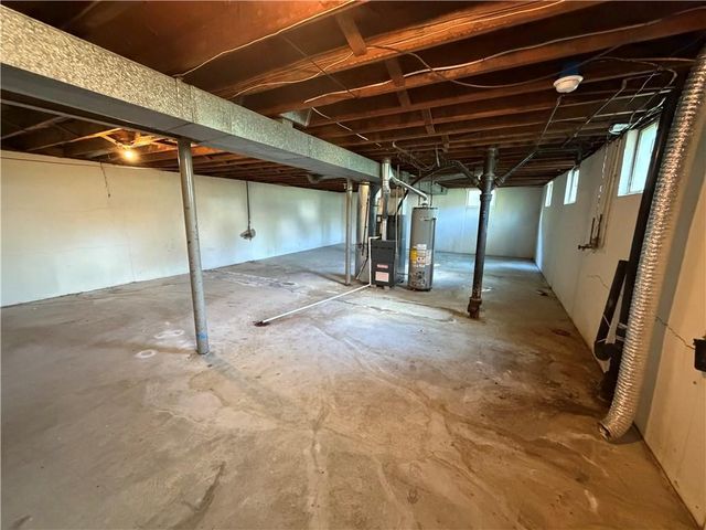 6200 E 150th Terrace, Grandview, MO 64030