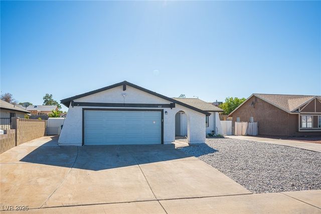 532 East Rolly Street, Henderson, NV 89011