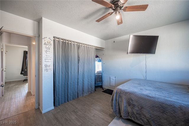 532 East Rolly Street, Henderson, NV 89011