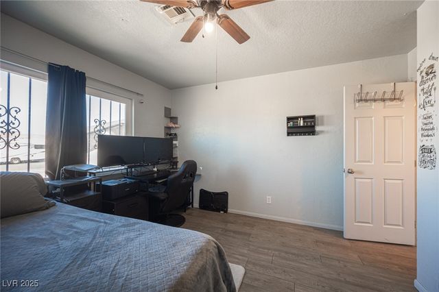 532 East Rolly Street, Henderson, NV 89011