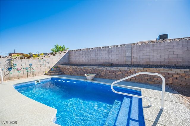 532 East Rolly Street, Henderson, NV 89011