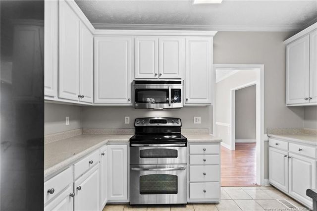 8017 Trout Creek Road, Fayetteville, NC 28304