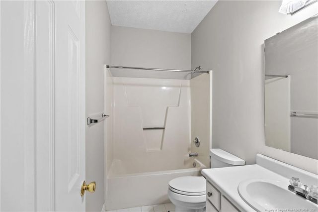 8017 Trout Creek Road, Fayetteville, NC 28304