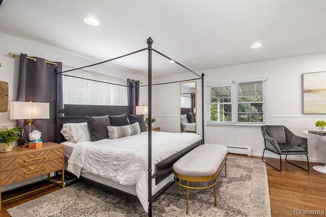 155 N Main Street, Clarkston, MI 48346