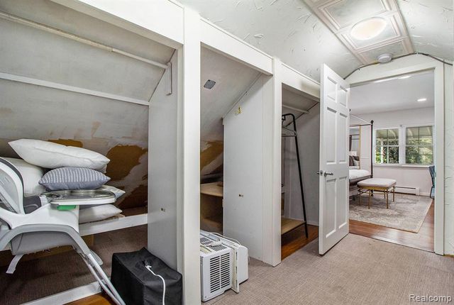 155 N Main Street, Clarkston, MI 48346