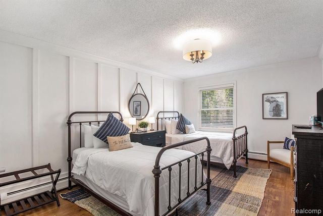 155 N Main Street, Clarkston, MI 48346