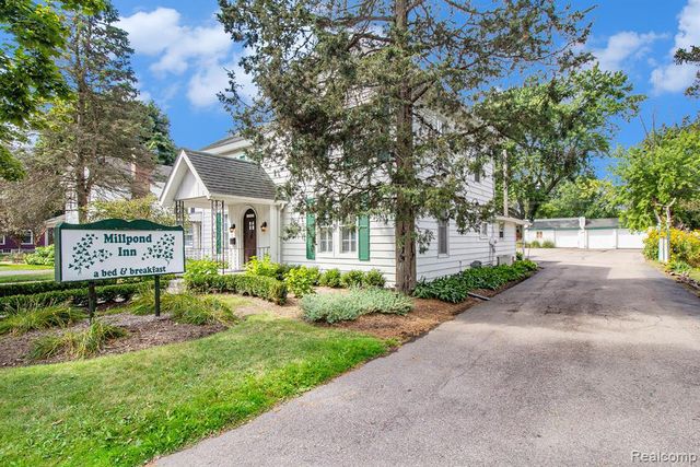 155 N Main Street, Clarkston, MI 48346