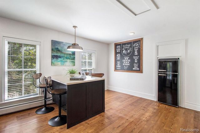 155 N Main Street, Clarkston, MI 48346