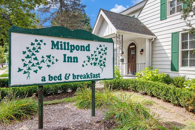 155 N Main Street, Clarkston, MI 48346