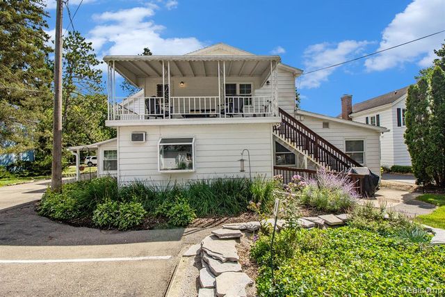 155 N Main Street, Clarkston, MI 48346