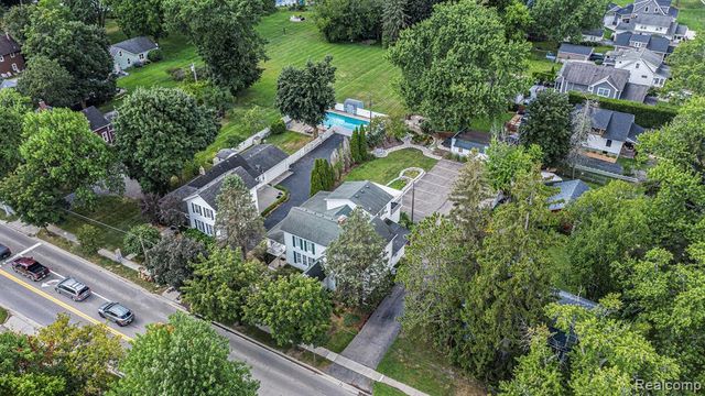 155 N Main Street, Clarkston, MI 48346