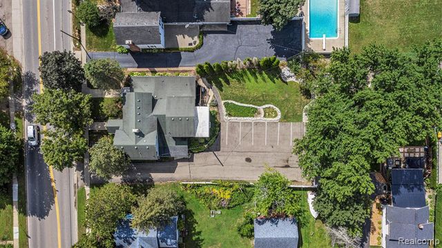 155 N Main Street, Clarkston, MI 48346