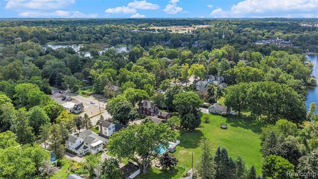 155 N Main Street, Clarkston, MI 48346