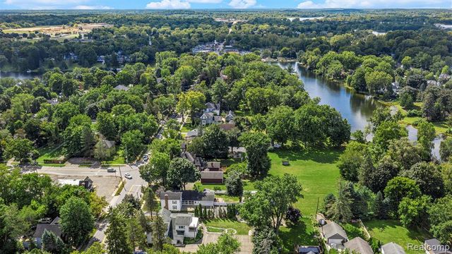 155 N Main Street, Clarkston, MI 48346