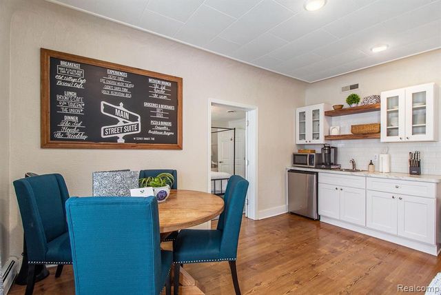 155 N Main Street, Clarkston, MI 48346