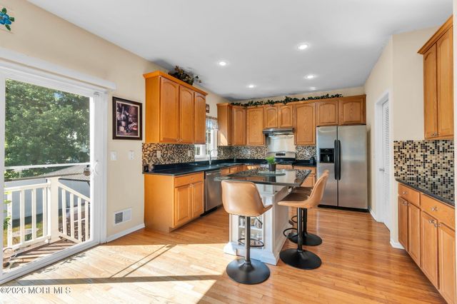 34 Biondi Avenue, Cliffwood, NJ 07721