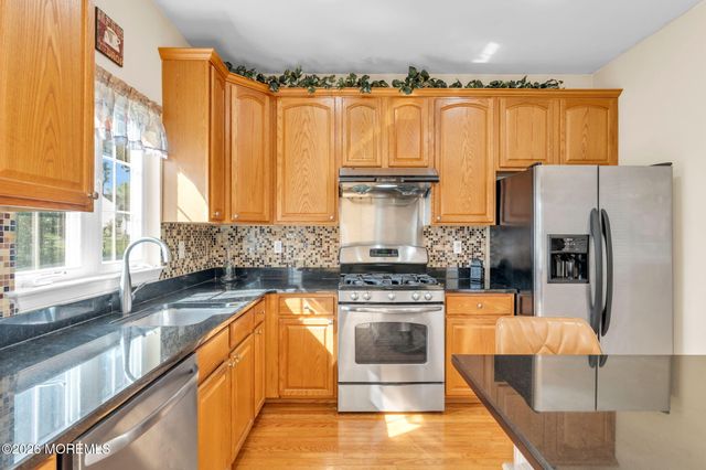 34 Biondi Avenue, Cliffwood, NJ 07721
