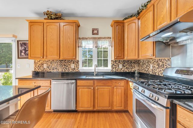 34 Biondi Avenue, Cliffwood, NJ 07721