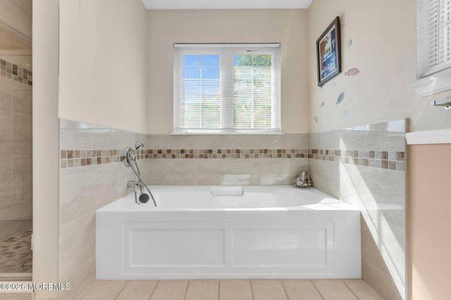 34 Biondi Avenue, Cliffwood, NJ 07721