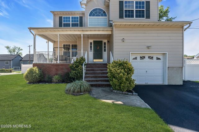 34 Biondi Avenue, Cliffwood, NJ 07721
