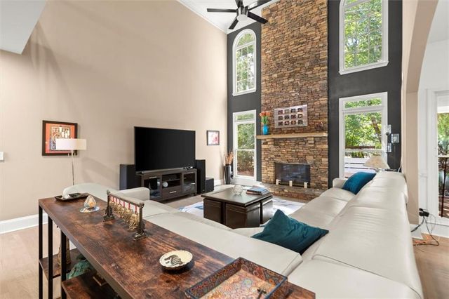 4020 Walnut Creek Trail, Alpharetta, GA 30005