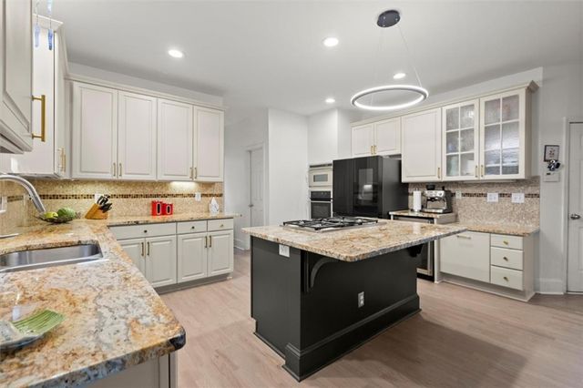 4020 Walnut Creek Trail, Alpharetta, GA 30005
