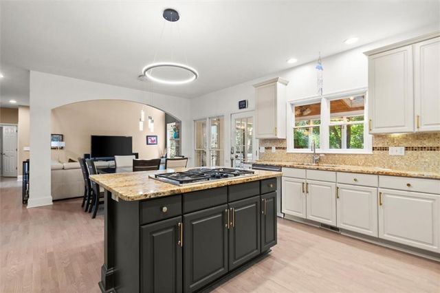 4020 Walnut Creek Trail, Alpharetta, GA 30005