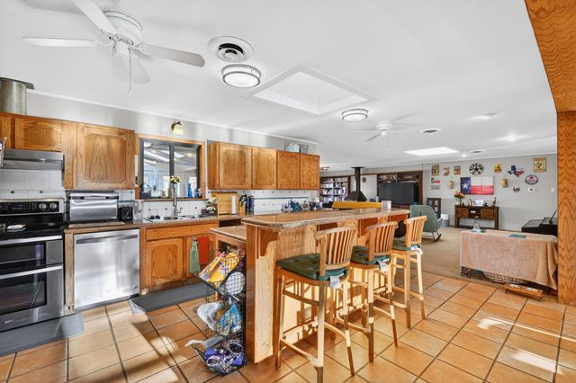 2131 N Woodland Street, Stephenville, TX 76401