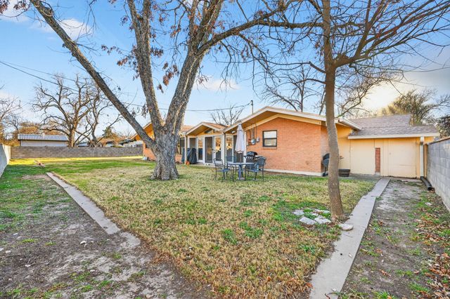 2131 N Woodland Street, Stephenville, TX 76401