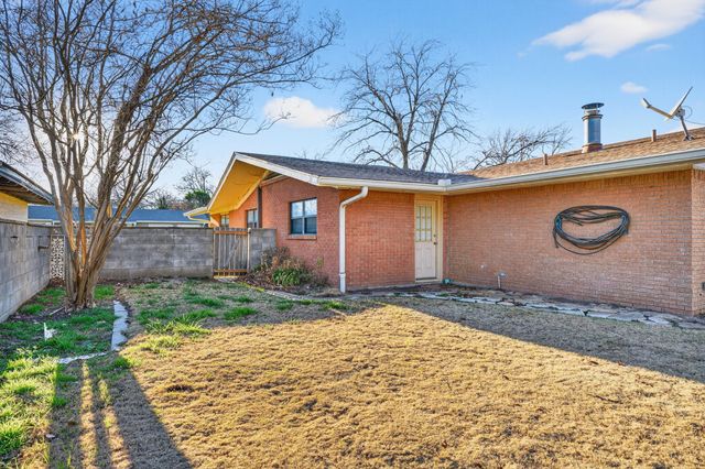 2131 N Woodland Street, Stephenville, TX 76401