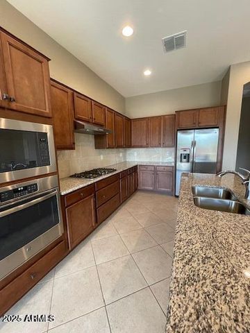 4511 E JONES Street, Gilbert, AZ 85295