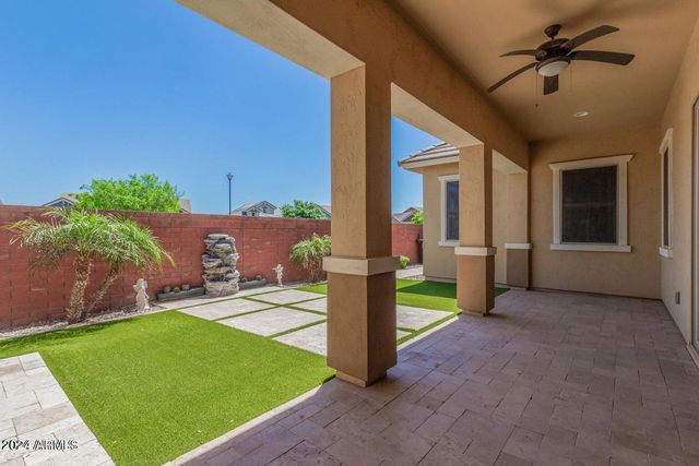 4511 E JONES Street, Gilbert, AZ 85295
