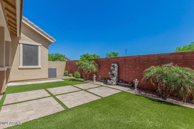 4511 E JONES Street, Gilbert, AZ 85295