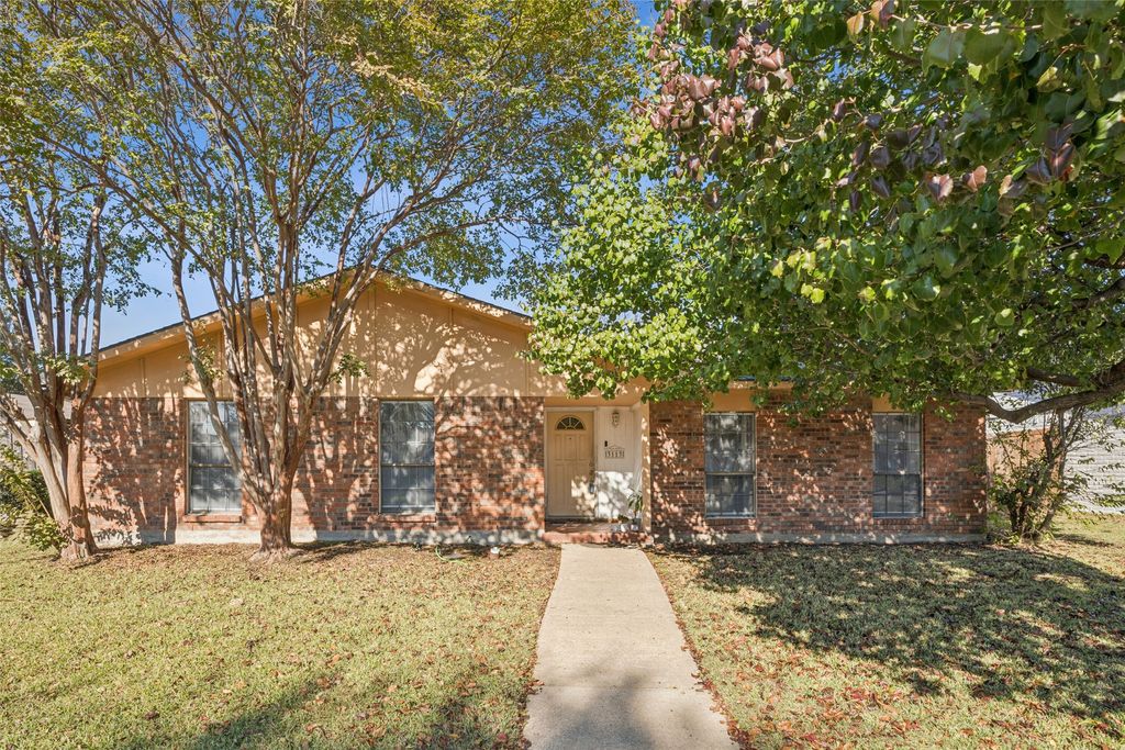 3113 Ridgemoor Drive, Garland, TX 75044