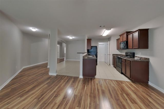 8902 Snapping Turtle Drive, Humble, TX 77338