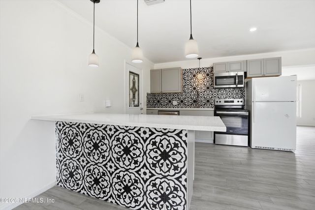 6713 PROVOST Road N, Jacksonville, FL 32216