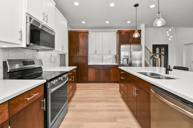 3810 E Cherry Street 32, Springfield, MO 65809