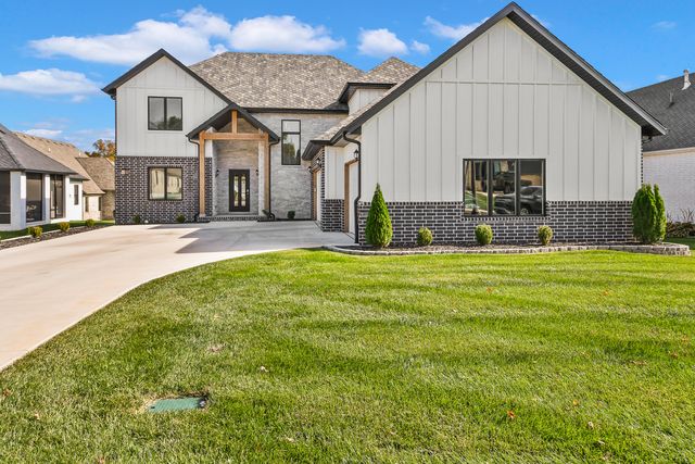 3810 E Cherry Street 32, Springfield, MO 65809