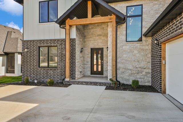 3810 E Cherry Street 32, Springfield, MO 65809