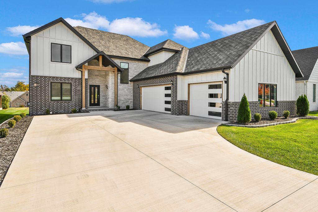 3810 E Cherry Street 32, Springfield, MO 65809
