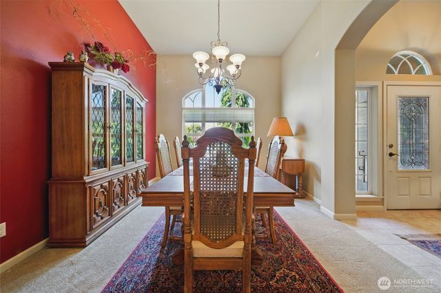 832 SE Vintage Way, College Place, WA 99324