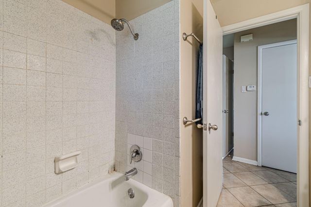 324 Craddock Ave, San Marcos, TX 78666