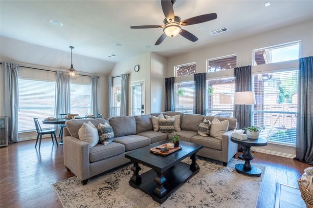 10196 Ferry Farm Lane, Frisco, TX 75035