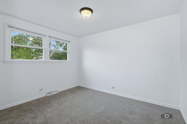 16112 University Avenue, South Holland, IL 60473
